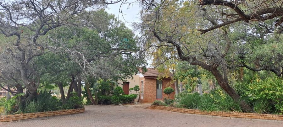 4 Bedroom Property for Sale in Modderfontein A H North West